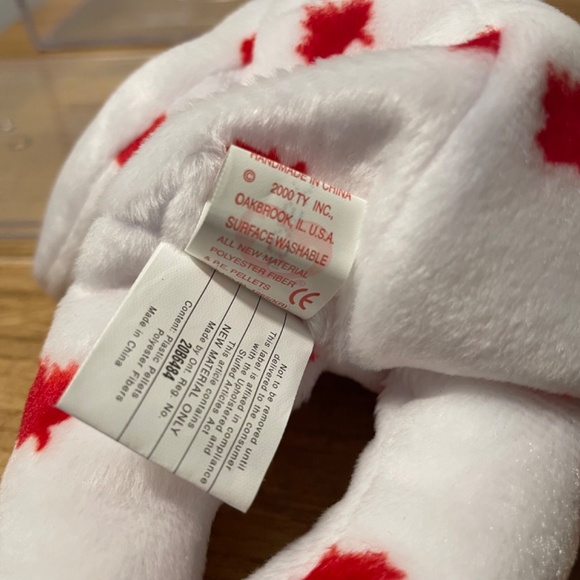 Ty Beanie Babies Chinook Canadian Maple Leaf Classic Bear 2000 in Box – VINTAGE - Picture 2 of 11